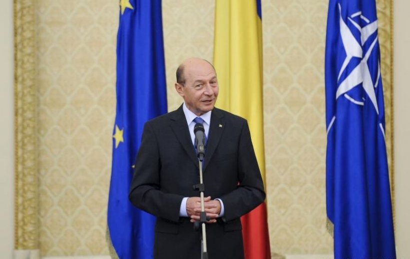 Băsescu: Dacă aş fi premier, aş reduce C.A.S.-ul 