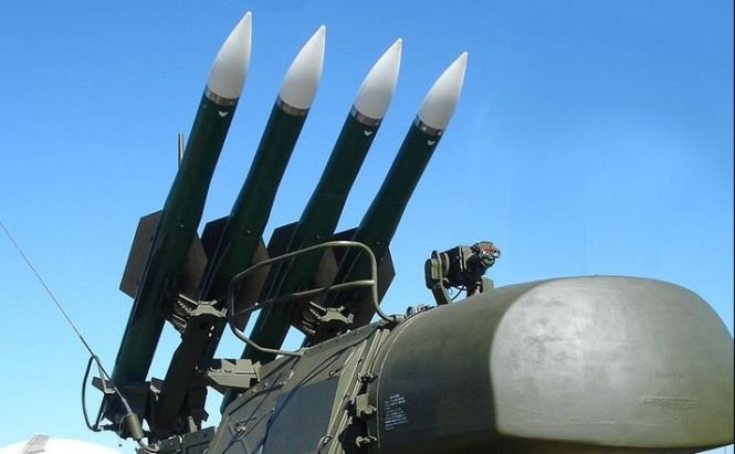 Varianta Rusiei. Oficialii ruşi susţin că armata ucraineană deţine sistemele de rachete de tip Buk. Rachetele, amplasate în zona în care s-a prăbuşit avionul 