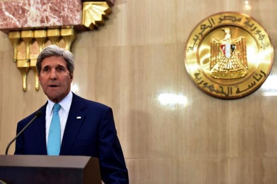 John Kerry: Un &quot;risc real&quot; a antrenat evacuarea personalului diplomatic american din Libia