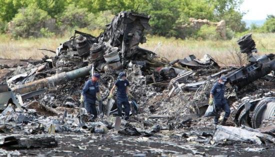Un prim raport privind cauzele prăbuşirii zborului MH17 va fi publicat în „câteva săptămâni”