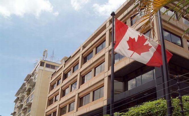 Canada şi-a închis ambasada din Cairo
