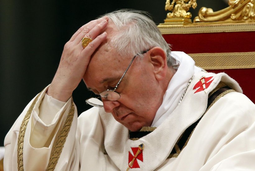 Papa Francisc a condamnat decapitarea a 21 de egipteni de către militanţi ai grupării Stat Islamic  