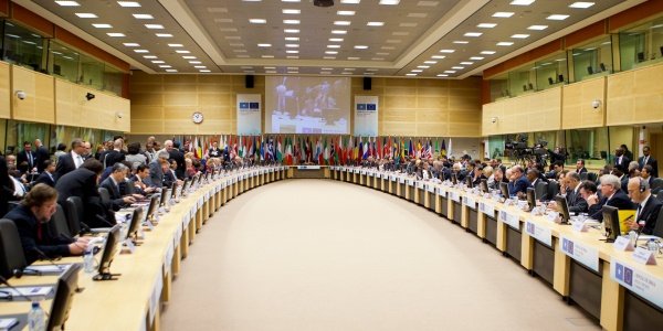 Reuniune de urgenţă la Bruxelles, pe tema crizei imigranţilor