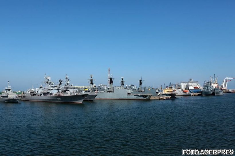 Exerciţiu militar naval la Marea Neagră