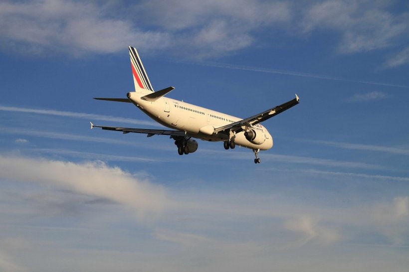 UPDATE. Dispozitivul suspect din avionul Air France nu era bombă