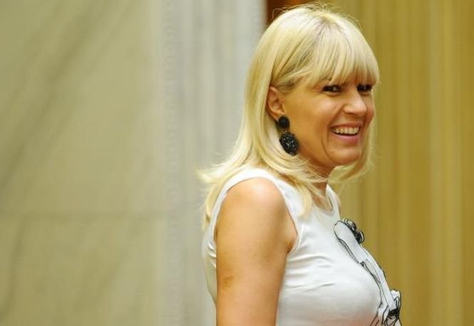 Elena Udrea, atac la președinte: ”Este evident că nu Iohannis este șeful României”