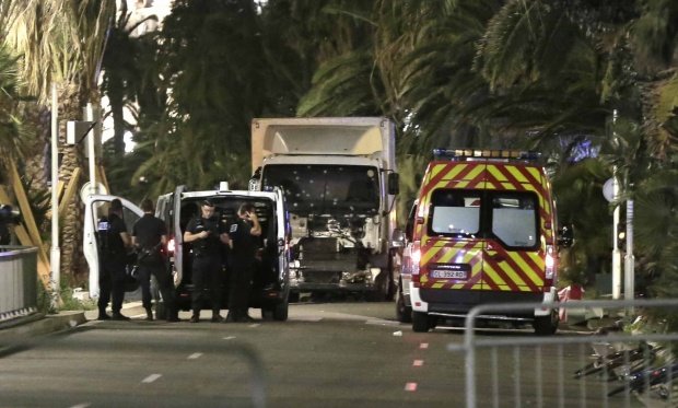 Poliția l-a identificat oficial pe autorul masacrului de la Nisa