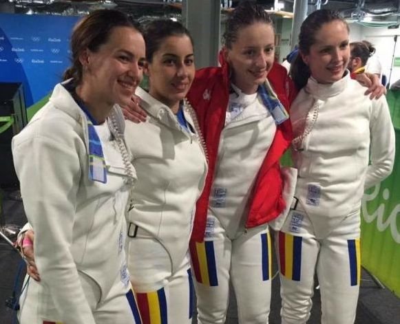 OLIMPIADĂ. Fetele de AUR ale României. Echipa de spadă este noua campioană la RIO 2016