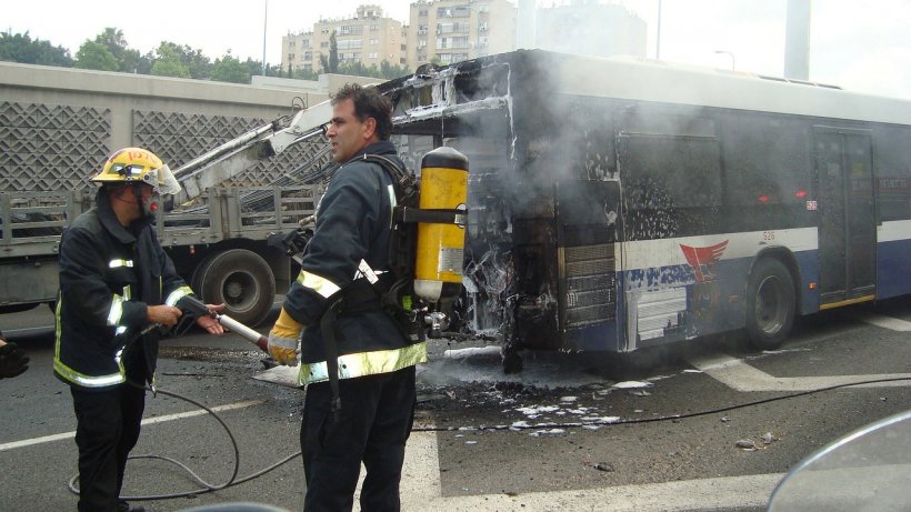 Tragedie în Tunisia. 15 oameni au murit după ce un autobuz a intrat în coliziune cu un camion