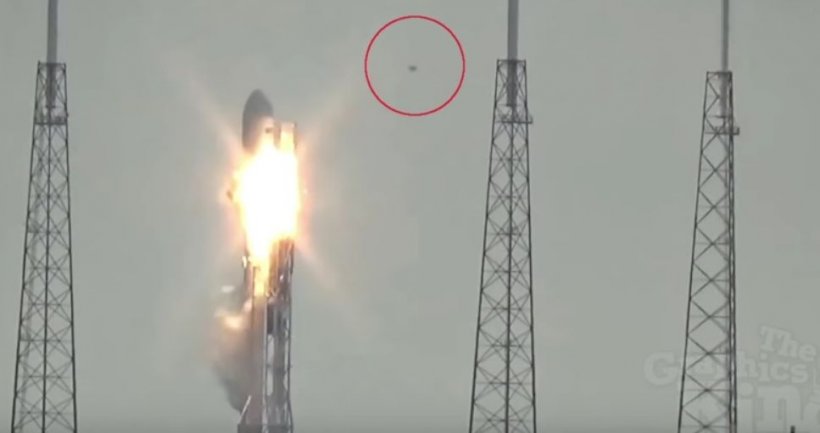 Internetul crede că explozia rachetei SpaceX Falcon 9 a fost opera extratereștrilor