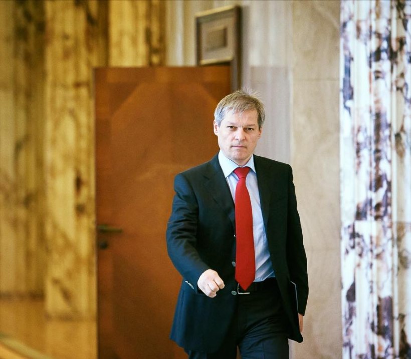 Dacian Cioloș, somat de Liviu Dragnea să prezinte în Parlament situaţia economică reală a ţării 