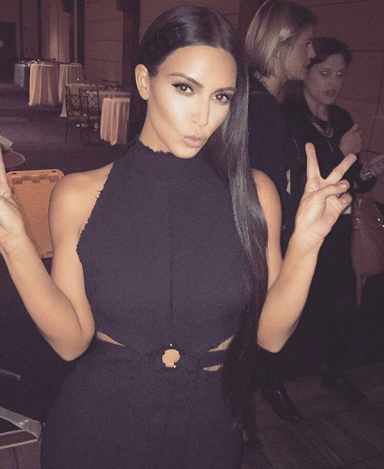 Kim Kardashian și-a concediat bodyguard-ul, la o lună de la jaful de la Paris