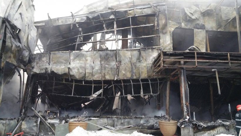 MAI: Mai sunt internate cinci persoane, după incendiul din clubul Bamboo