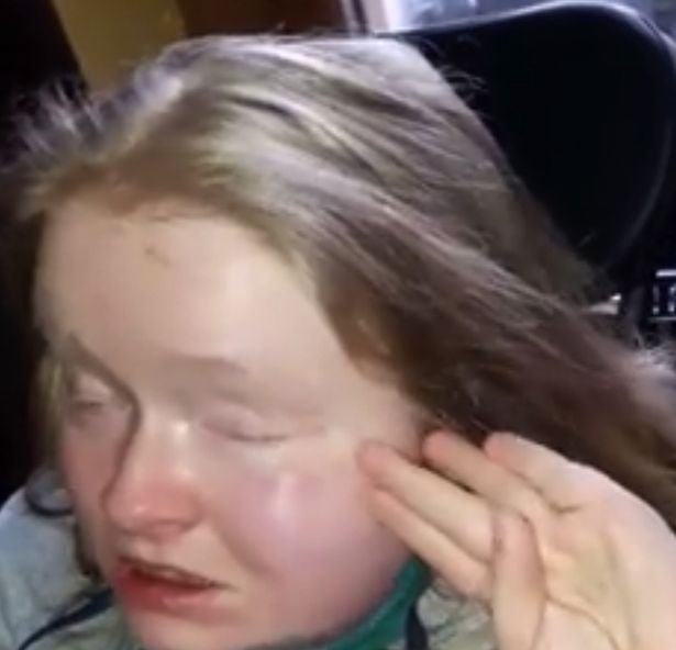 Fata ei țipa de durere, iar ea a filmat-o și apoi a postat imaginile pe net. Motivul este șocant - VIDEO