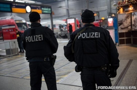 Atac în Germania. Un individ a intrat cu mașina în pietoni, o persoană a decedat