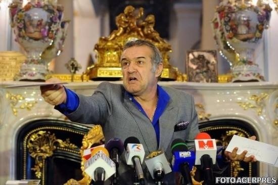  Gigi Becali dă de pământ cu Steaua: Suntem o echip de divizia B