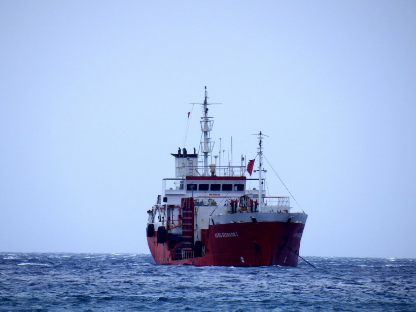 Navă naufragiată în Marea Neagră. Marinarii au transmis un semnal SOS