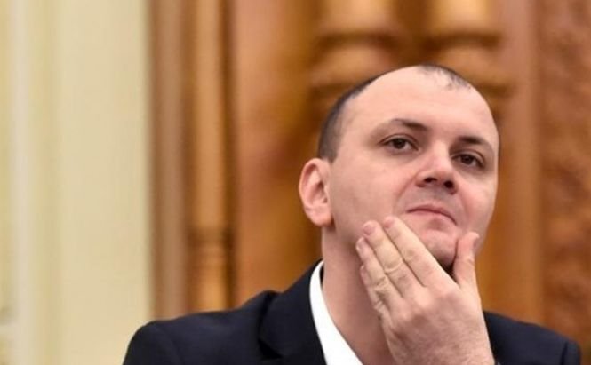 Un nou mandat de arestare pe numele lui Sebastian Ghiță