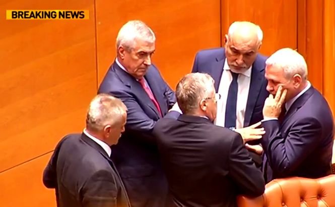 Moment inedit la moțiunea de cenzură. Parlamentarii au izbucnit în aplauze - VIDEO