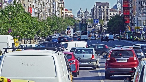 Miting de amploare în fața Guvernului. Restricţii de trafic în centrul Bucureștiului