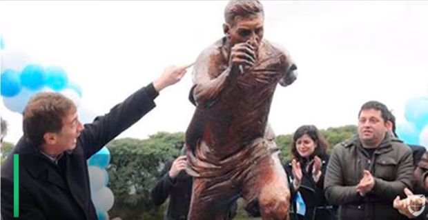 Statuia lui Messi din Argentina a fost vandalizată (VIDEO)