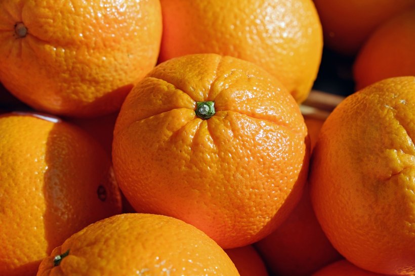 Lămâile şi portocalele se vând în magazine cu un nou avertisment. Atenţie, coaja nu este recomandată pentru consum nici măcar spălată!