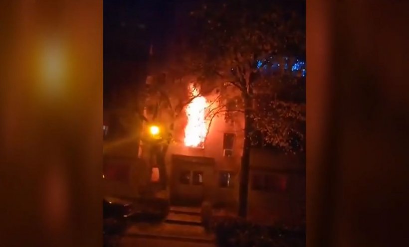 Incendiu uriaș la un bloc din Constanța. Care este starea victimelor (VIDEO)