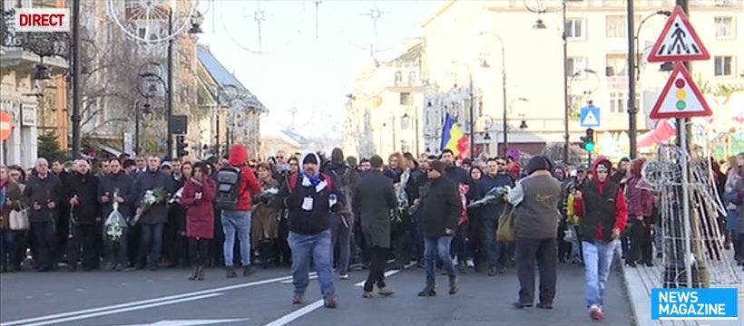 Circa 8.000 de membri PSD, în stradă la Craiova. Primul marș în memoria Regelui Mihai - VIDEO