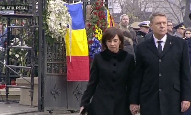 Klaus Iohannis și soția sa, Carmen, au ajuns la Palatul Regal