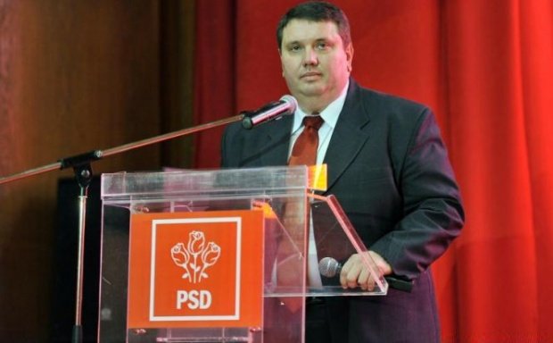 Adrian Duicu, fost președinte al CJ Mehedinți, condamnat la un an și șase luni cu suspendare