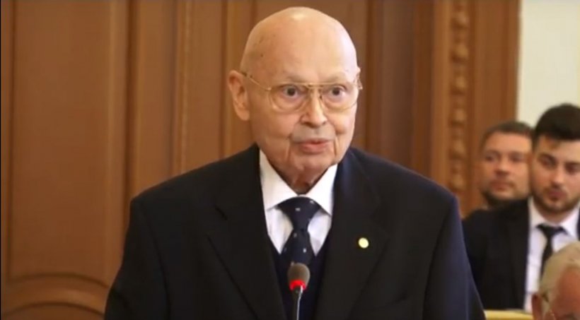 Doliu în ajunul Crăciunului. Președintele Academiei Române s-a stins din viață la vârsta de 74 de ani