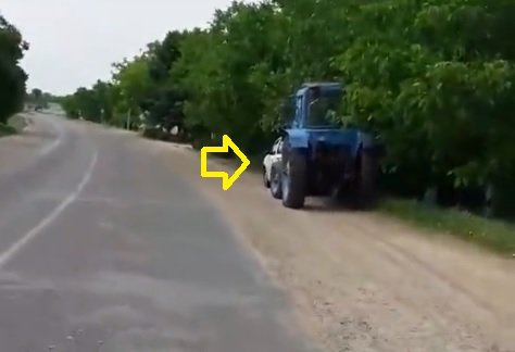 Un șofer moldovean a observat o mașină neinscripționată a Poliției, care vâna vitezomani. E incredibil ce decizie a luat. Tot internetul l-a aplaudat - VIDEO 817