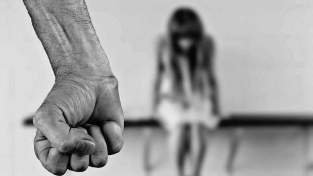 Țara care va acorda concediu plătit victimelor violenței domestice