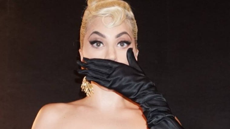Lady Gaga s-a logodit cu managerul ei. Bărbatul i-a oferit un inel de 400.000 de dolari