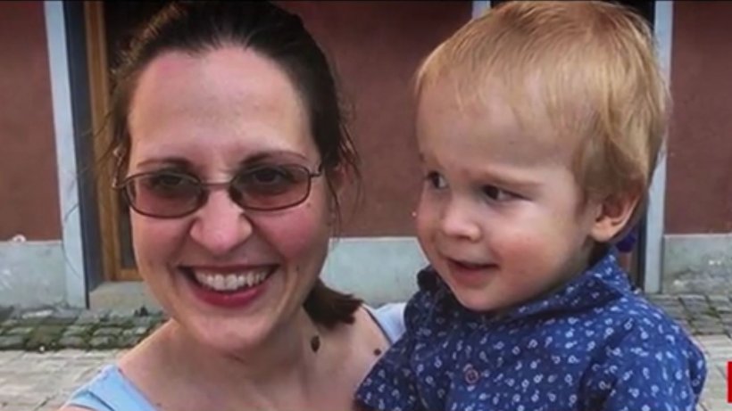Mama copilului mort într-un spital din Bucureşti reacţionează: ''S-au pierdut minute, secunde. Ei nu ştiau ce să facă!'' - VIDEO