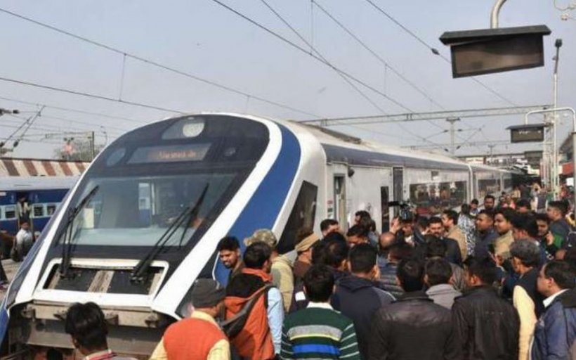 Cel mai rapid tren din India s-a stricat imediat după inaugurare  