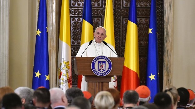 Papa Francisc în România. Discursul plin de emoție al Suveranului Pontif pe pământ românesc: „Reveniți la sufletul propriului popor!”