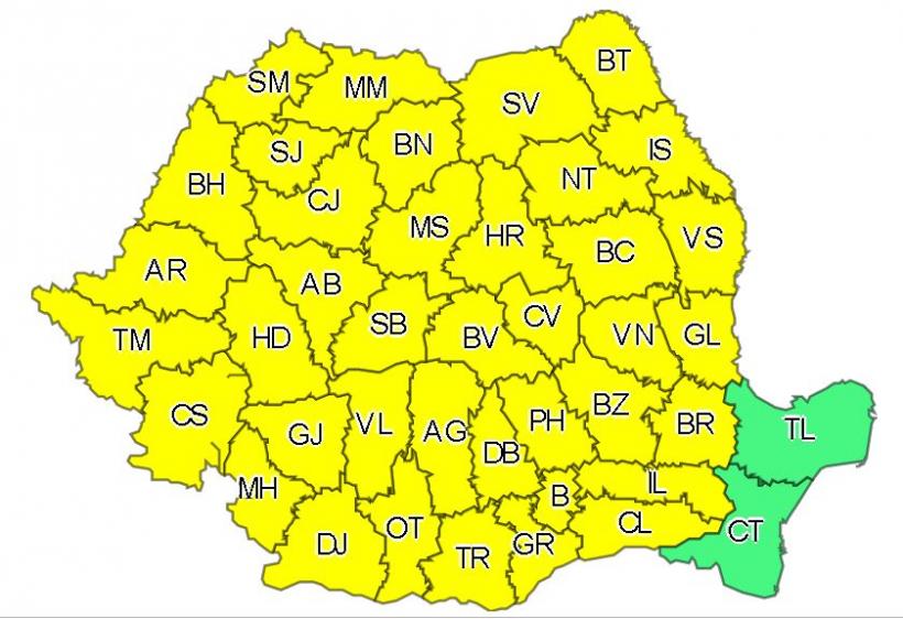 Cod galben de averse torenţiale, vijelii şi grindină în toată ţara. Avertizarea e valabilă până miercuri seara 16
