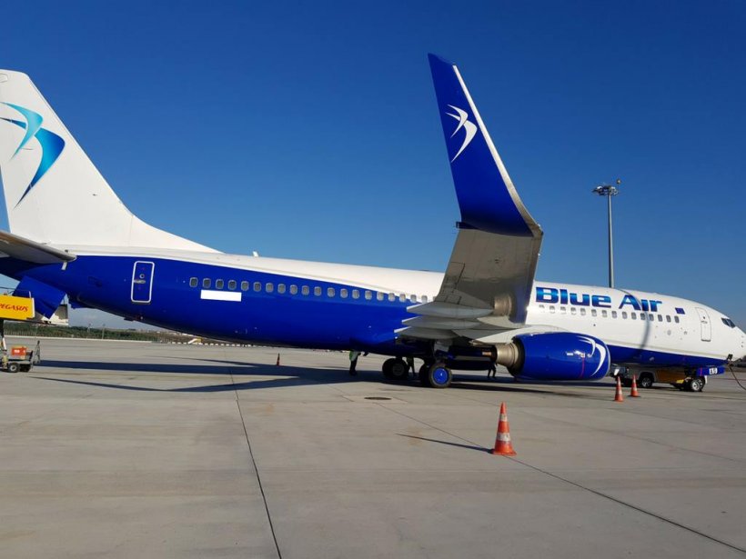 Aterizare De Urgență A Unui Avion Blue Air De Pe Ruta București