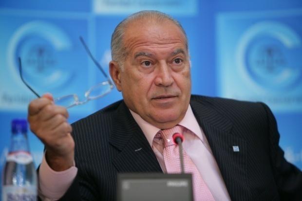 Dan Voiculescu: Hoțul vede doar hoții! 482