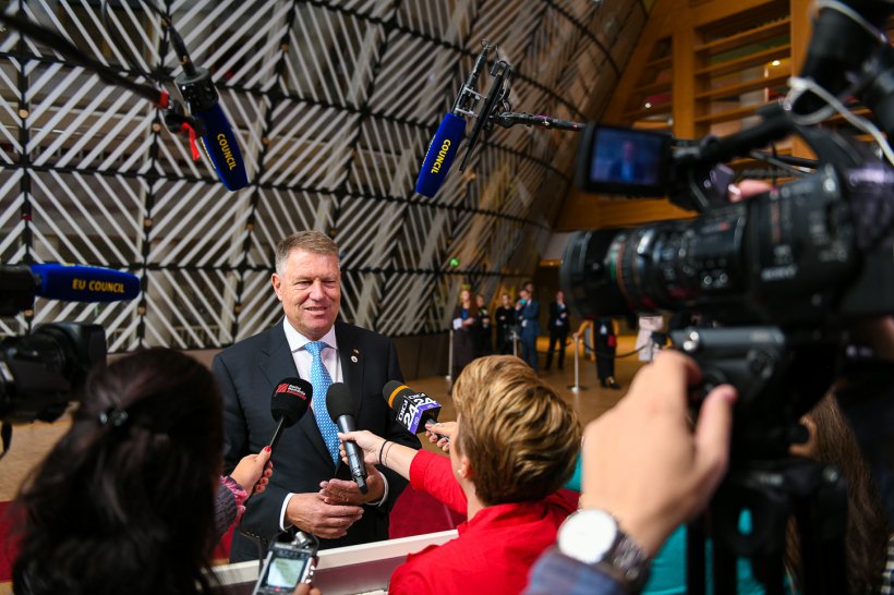 Klaus Iohannis, gafă la Bruxelles. Președintele s-a încurcat în președințiile Consiliului UE