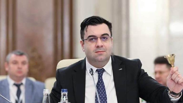 Răzvan Cuc nu a fost audiat nici până acum în scandalul Tarom 