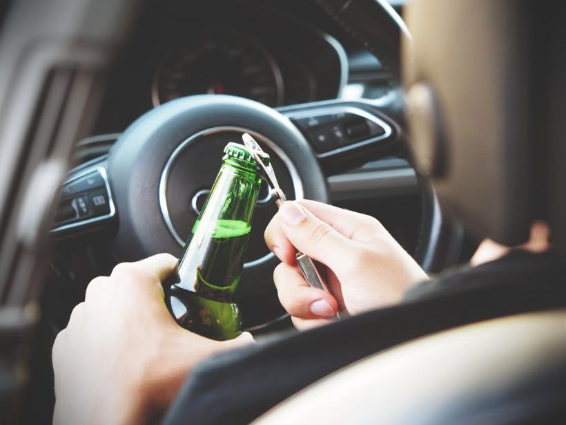L-au depășit emoțiile! Instructor auto depistat băut la volan, în timpul unei sesiuni de examinare 16