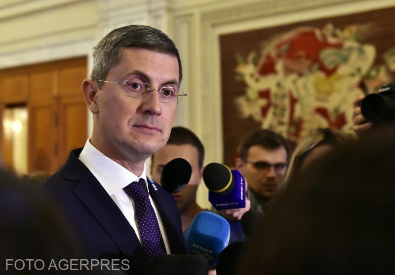 Echipa lui Dan Barna, cinism de neimaginat. USR, reacții-șoc față de un pensionar 16
