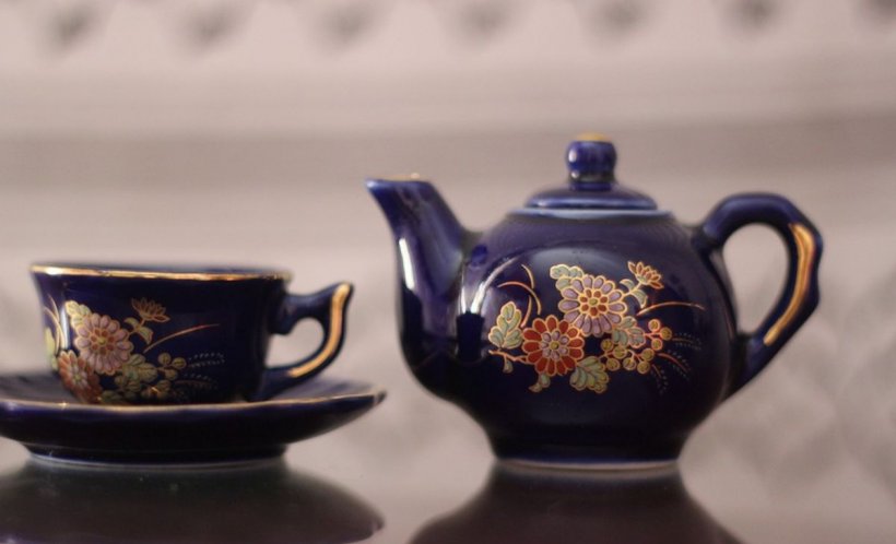 Părea a fi un simplu ceainic, dar s-a dovedit o adevărată comoară pentru o familie de britanici. Valorează un milion de lire sterline!