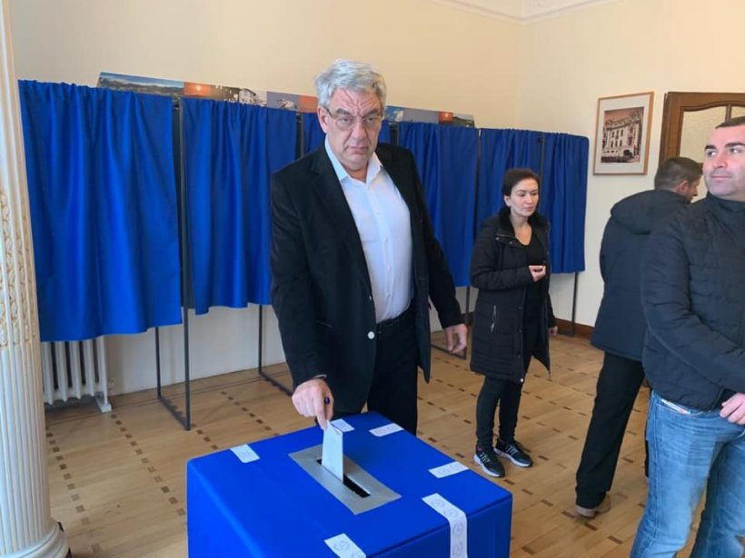 ALEGERI PREZIDENȚIALE. Mihai Tudose, ironii după vot: „Am votat și pentru redarea prestigiului formulelor matematice”