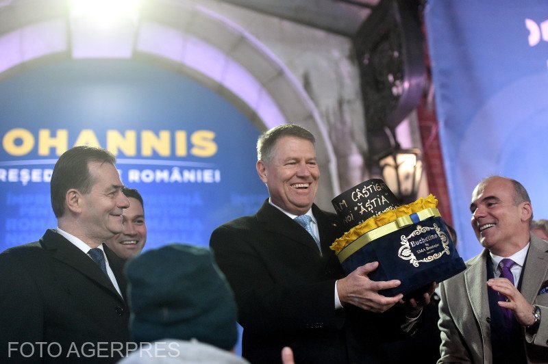 PREZIDENȚIALE 2019. Victoria lui Klaus Iohannis, sărbătorită la PNL. Liberalii au făcut pariuri pe scorul preşedintelui
