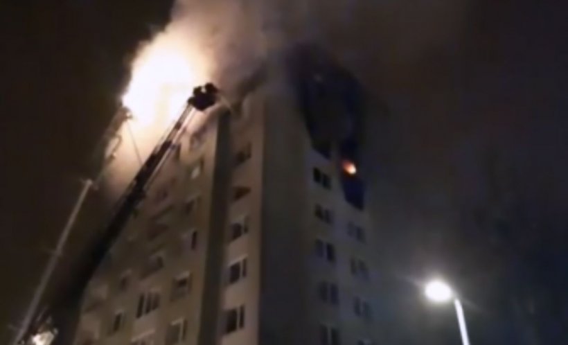Bloc de 12 etaje distrus de o explozie, în Slovacia. Cel puțin cinci oameni au murit - VIDEO
