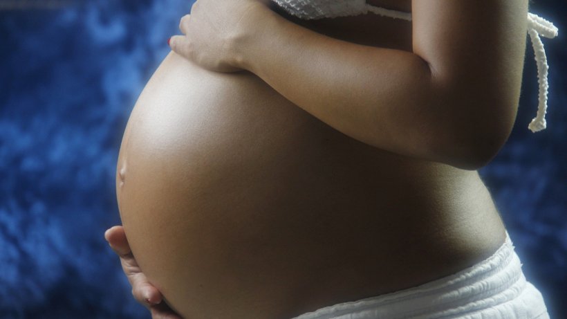 O femeie din Iași i-a speriat pe medici, după ce a luat în greutate 80 de kilograme în timpul sarcinii. „Am mâncat pentru doi”