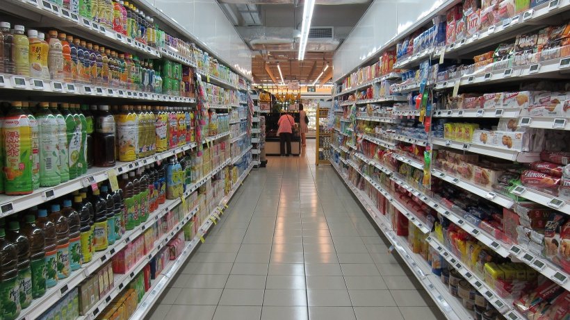 Măsuri speciale pentru combaterea coronavirusului în supermarketurile și hypermarketurile din România